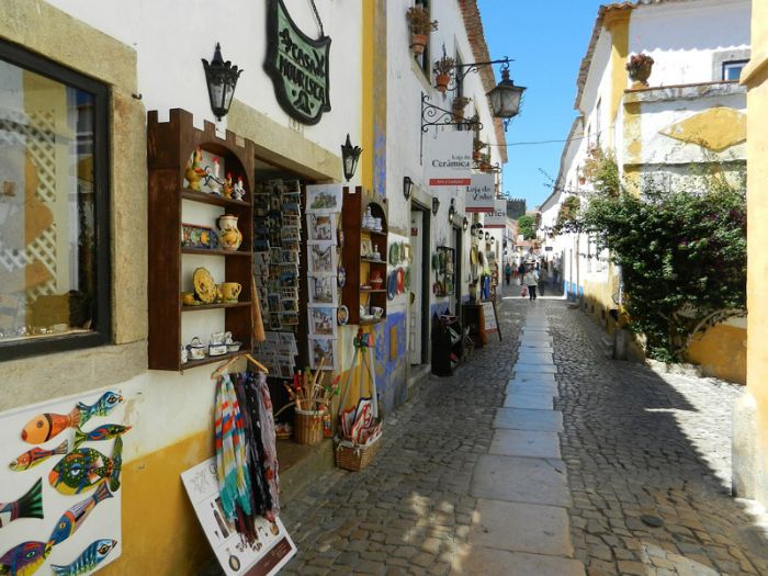 Portugal vs Espanha, qual é o melhor país? Há “batalha” na Lonely